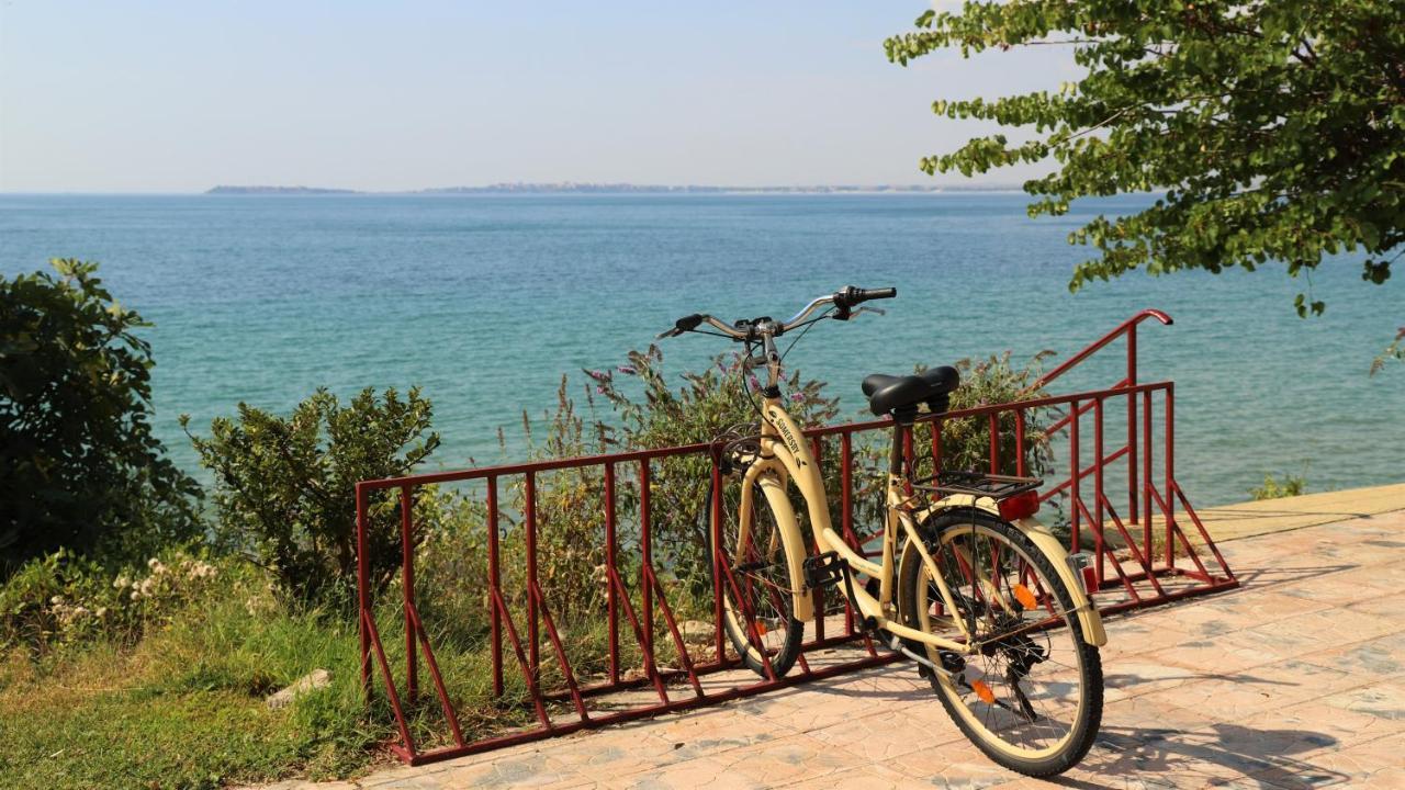Fort Noks - Menada Apartments Sveti Vlas Eksteriør billede