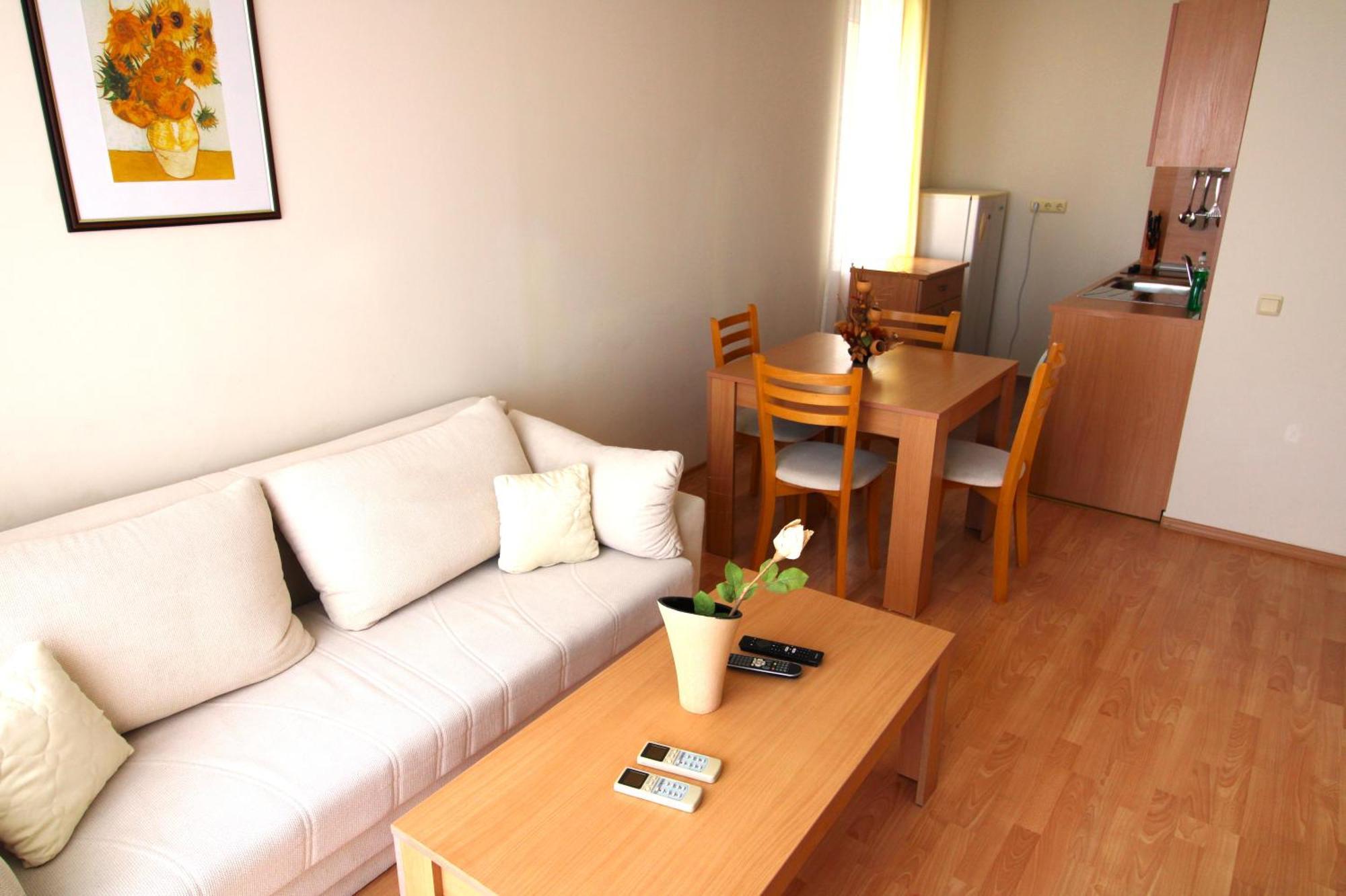 Fort Noks - Menada Apartments Sveti Vlas Eksteriør billede